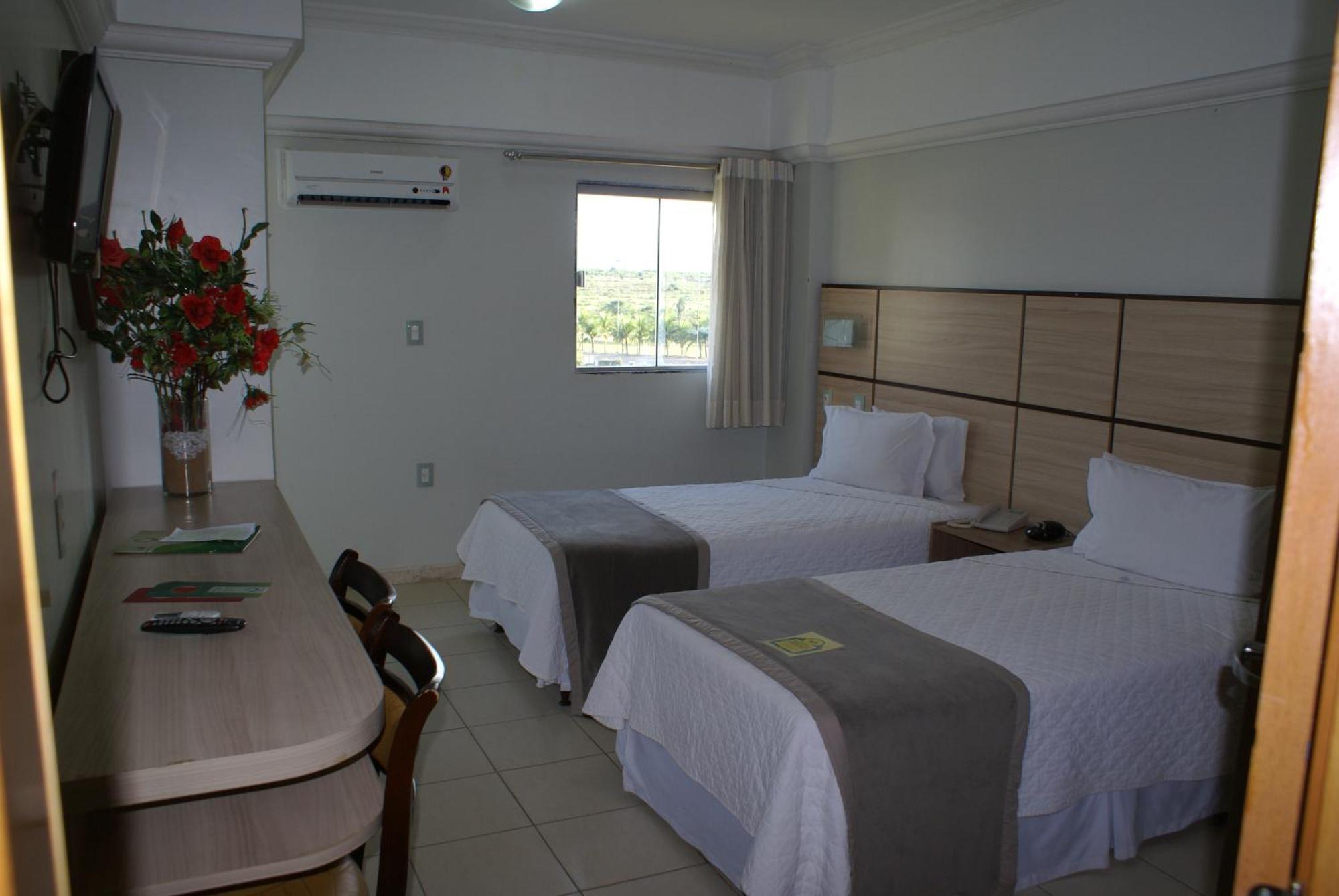 Verdes Vales Lazer Hotel Жуазейру ду Норти Екстериор снимка